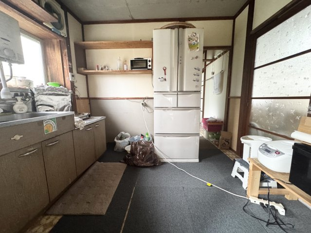 家庭菜園ができる平家♪温泉も駅も近いのどかな暮らしの最適解♪日光鬼怒川温泉のキッチン|キッチンでお料理をお楽しみください