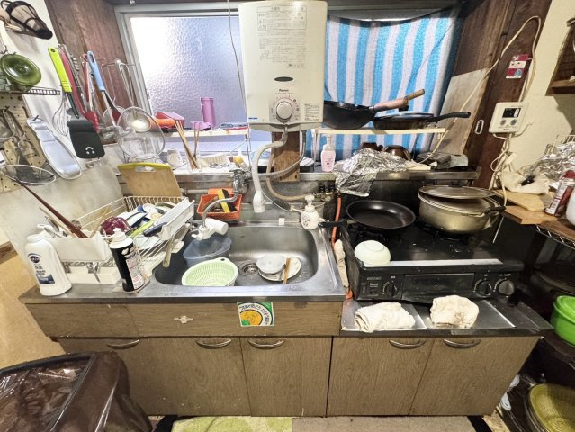 家庭菜園ができる平家♪温泉も駅も近いのどかな暮らしの最適解♪日光鬼怒川温泉のキッチン|キッチンでお料理をお楽しみください