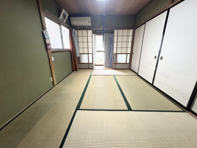 家庭菜園ができる平家♪温泉も駅も近いのどかな暮らしの最適解♪日光鬼怒川温泉の和室|い草の香りが落ち着く素敵な和室です