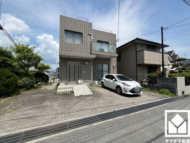 西宮市上甲東園1丁目の周辺|南側・西側・北側の三方角地で、陽当たり・風通しの良い立地です。
