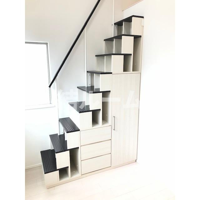 豊島区千早４丁目のアパートの居間・リビング