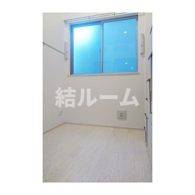 豊島区千早４丁目のアパートの居間・リビング