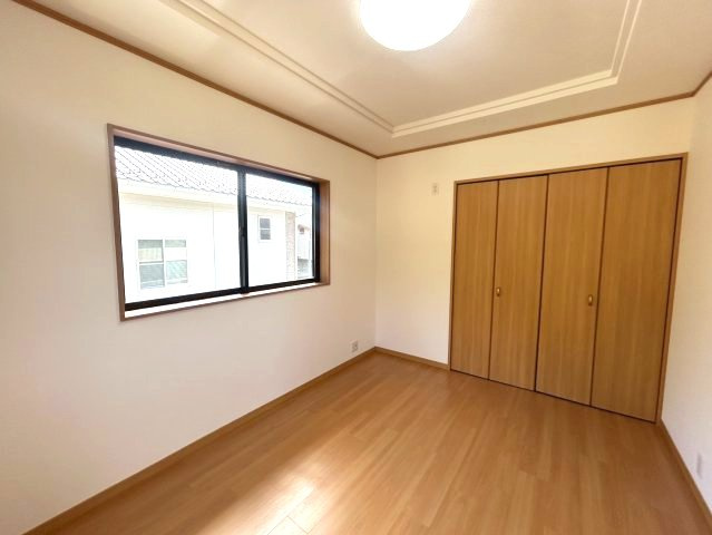 中古戸建　千曲市大字寂蒔の洋室|2階　6帖