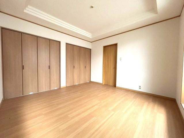 中古戸建　千曲市寂蒔の洋室|2階　8帖
