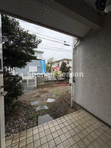 【庭】 | 植栽・季節のお花もイキイキ育つ広い庭付き一戸建て◎