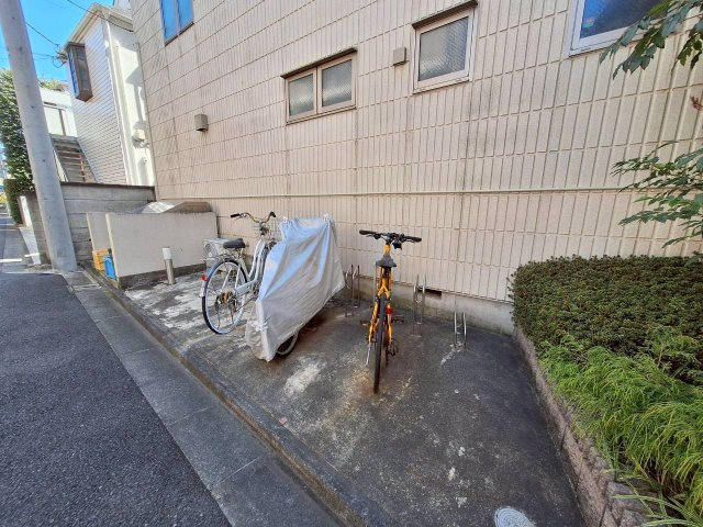 メゾン・ド・サレイユのその他共用部分|★敷地内駐輪スペース★