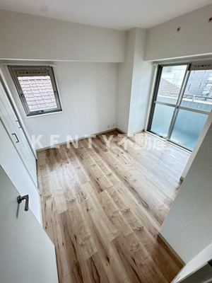 【寝室】 | ＣＲＥＡ・Ｈ | 落ち着いて過ごせるお部屋なので、寝室にいかがでしょうか