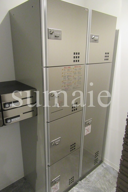 ＳＵＮＲＩＳＥのその他共用部分|便利な宅配ボックス完備です♪