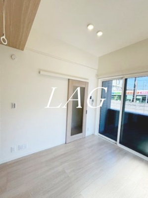 【居間・リビング】 | Maison Verte | 洋室のお部屋です。