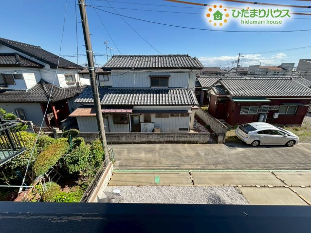 本庄市栄　第1　新築一戸建て　リーブルガーデン　01の展望|バルコニーから広がる景色は開放感があり、外の空気を感じながら過ごせる心地よい眺めです。天気の良い日は特に気持ちよく、暮らしに彩りを添えてくれます♪