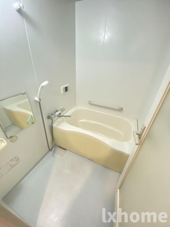 大井路の浴室|日々の疲れを癒すお風呂付です