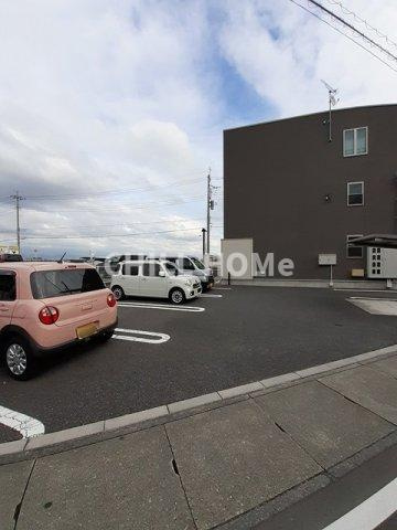 モデッサの駐車場|当社、チルホームのHPもご覧ください(^^)/物件情報多数♪