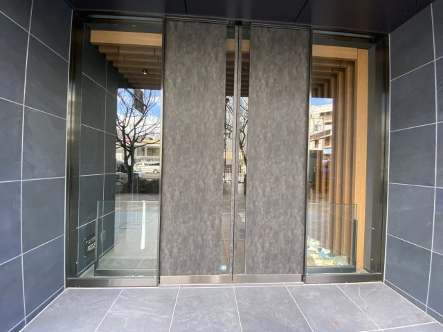 【エントランス】