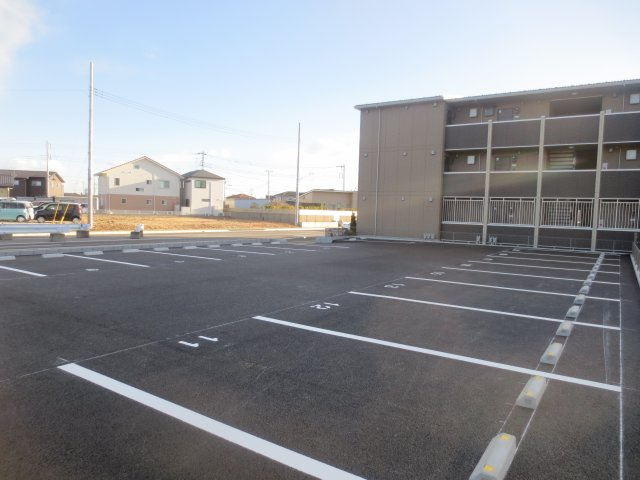 佐和駅前東（照沼TAパーキング）2の駐車場