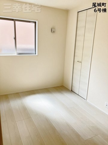 碧南市尾城町6号棟の洋室|洋室5帖