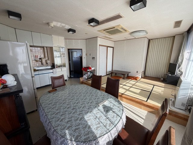 青山一丁目　中古住宅の居間・リビング