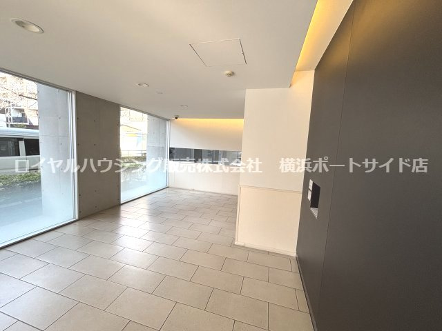 【ロビー】