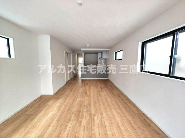 府中市浅間町４丁目 京王線 東府中駅 新築戸建の居間・リビング