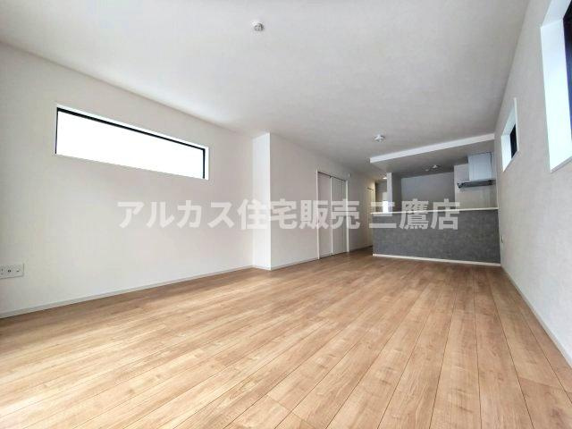 府中市浅間町４丁目 京王線 東府中駅 新築戸建の居間・リビング