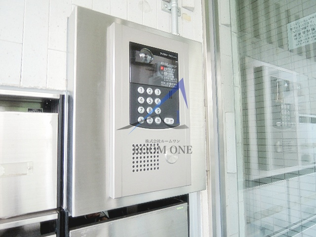 ダイホープラザ護国寺のセキュリティ|オートロックです。