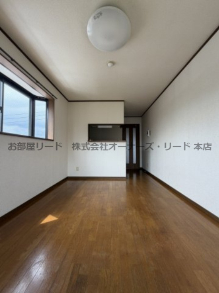 ベルセゾンIIの居間・リビング
