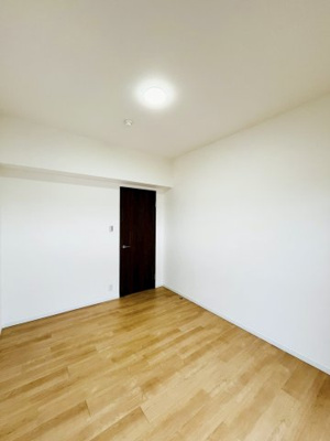 【洋室】 | ファミール鶴見 | 洋室（約5.8帖）