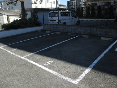 【駐車場】 | グランディア陽だまりの街（旧テラートⅡ） | 駐車場です