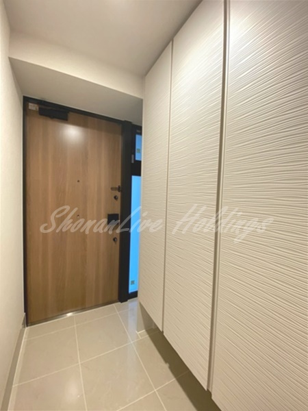 藤沢市羽鳥１丁目の賃貸マンションの玄関