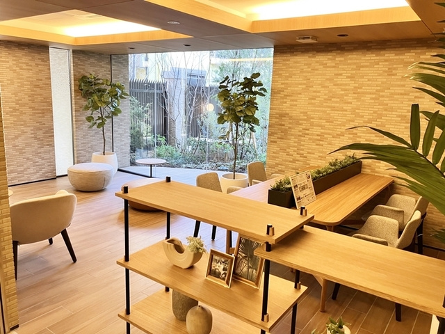 デュオヴェール赤羽のロビー|素敵なラウンジスペースもあります！