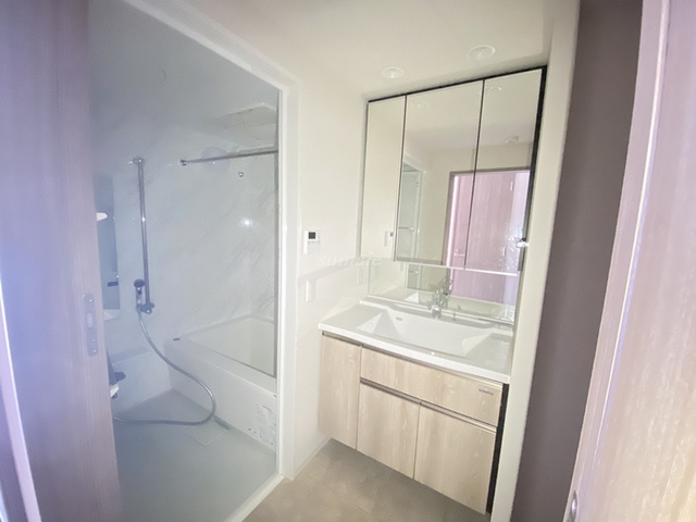 デュオヴェール赤羽の洗面所|独立洗面台です！