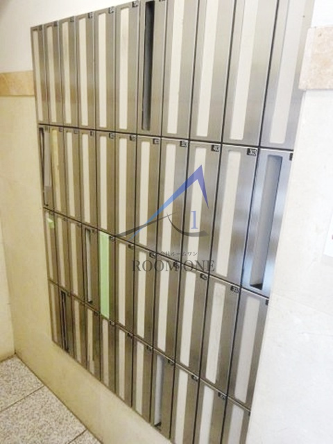 アクロス文京のその他共用部分|集合ポストです。