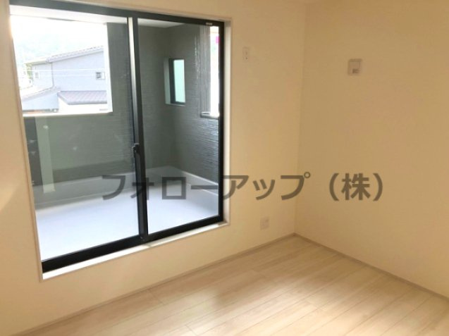 リーブルガーデン西脇市小坂町5期の洋室|使い勝手のいい洋室です