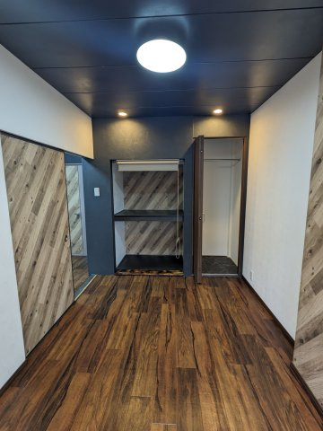 大阪府八尾市上之島町南3丁目　戸建の洋室|2階　洋室4.5帖