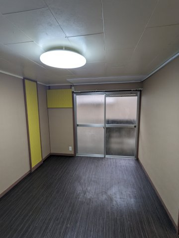 大阪府八尾市上之島町南3丁目　戸建の洋室|1階　洋室5帖