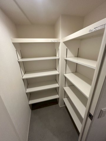 エーレックス西宮の収納