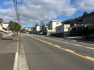 【前面道路含む現地写真】 | 前面道路広々約１６ｍ