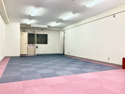 【内装】 | 島田ビル302 | 明るい色調の室内です