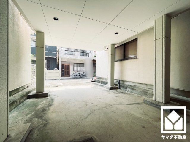 尼崎市大庄西町4丁目の駐車場|「大庄小学校」まで徒歩5分。低学年のお子様の通学にも無理のない距離です。