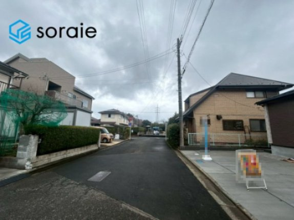 狭山市柏原13期　新築平屋戸建　全1棟の前面道路含む現地写真|3月26日撮影