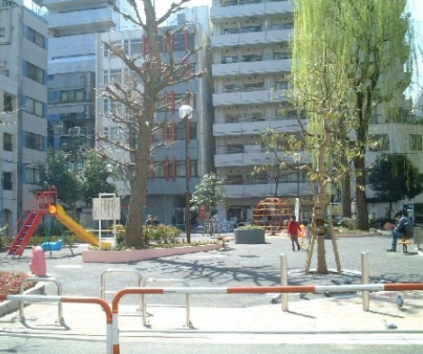 藤和新宿番衆町コープの周辺|花園公園