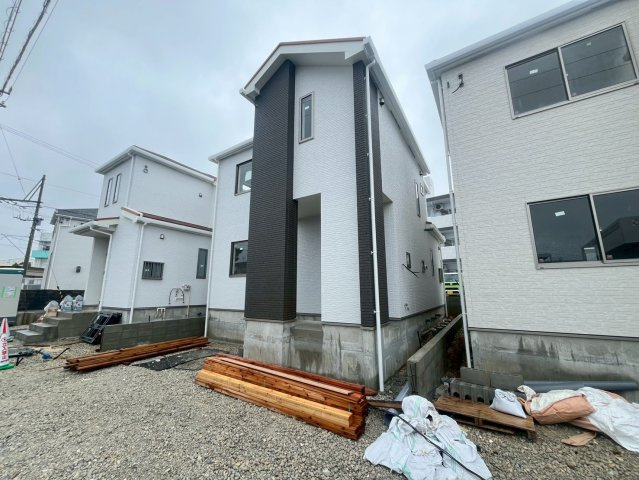 ハートフルタウン宜野湾市嘉数　G号棟の外観|5月10日（日）現地写真「足場が外れ、外観が見れるようになりました！」