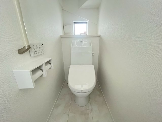 ハートフルタウン宜野湾市嘉数　G号棟のトイレ|1階トイレ