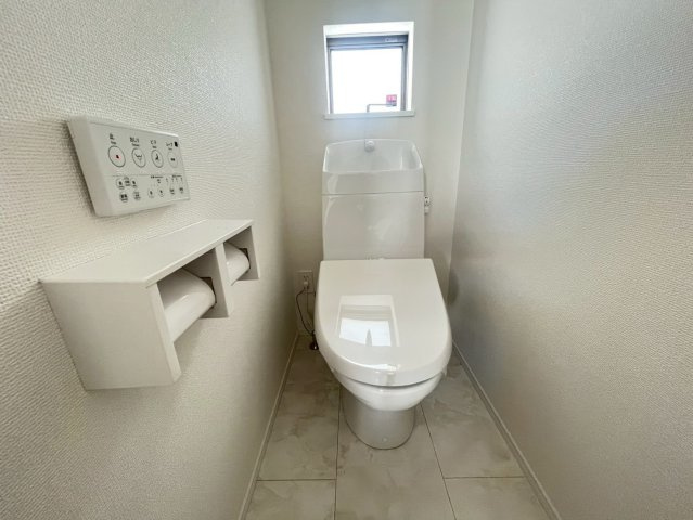 ハートフルタウン宜野湾市嘉数　G号棟のトイレ|2階トイレ