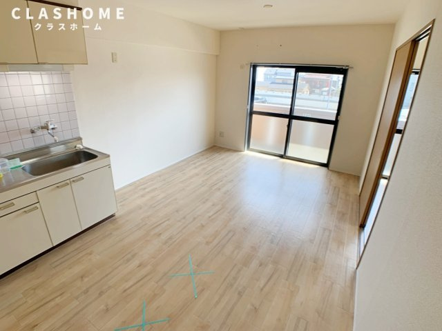 ルミエール　　刈谷市近郊の賃貸はクラスホーム刈谷店の居間・リビング|同物件の別部屋になります。