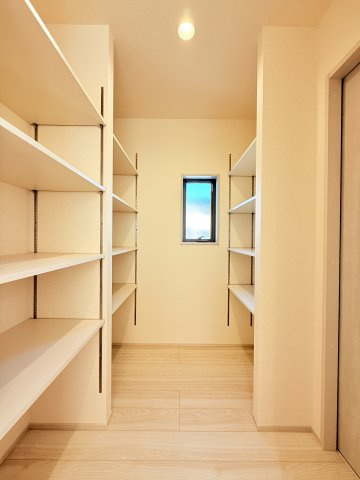 石岡市府中第1　新築戸建　2号棟の収納|広さや日当たりなど、写真では伝えきれない部分を現地で確認してみませんか？