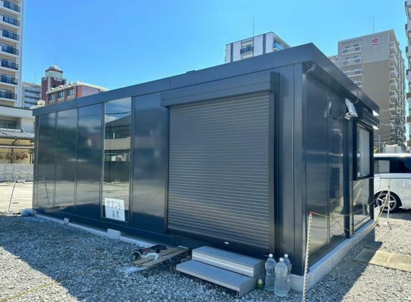 栗山町貸テナントの外観