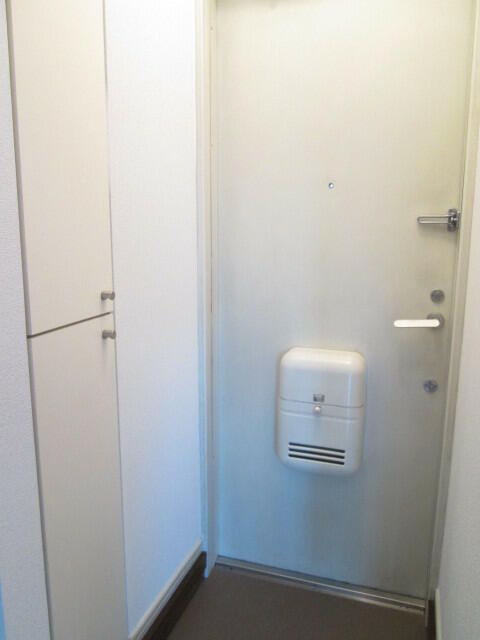 クレール桜ヶ丘の玄関