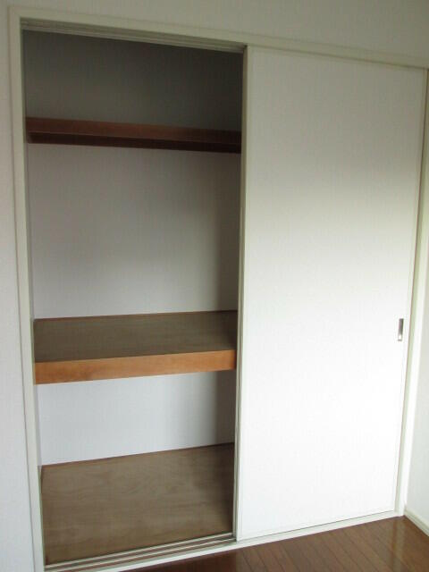 クレール桜ヶ丘の収納