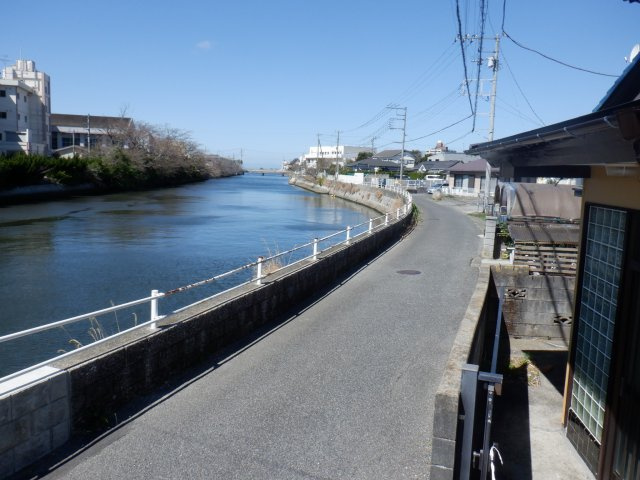 北条浜新田平屋の前面道路含む現地写真