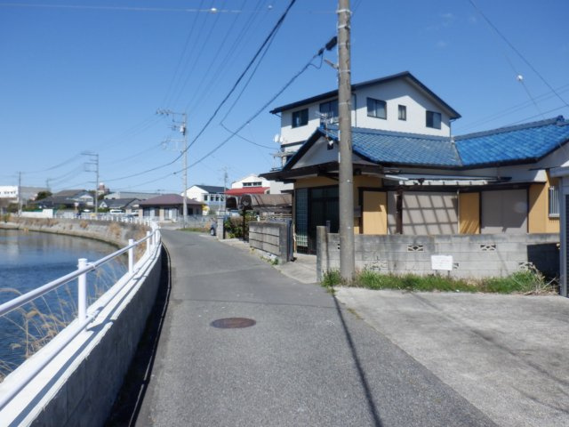北条浜新田平屋の前面道路含む現地写真